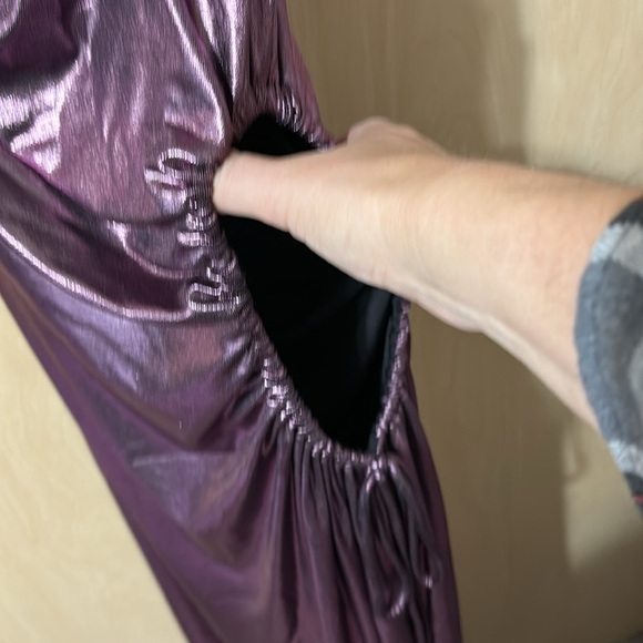 Line & Dot Purple Metallic Asymmetrical Bodycon Cutout Dress Size Medium NWT - Picture 3 of 8